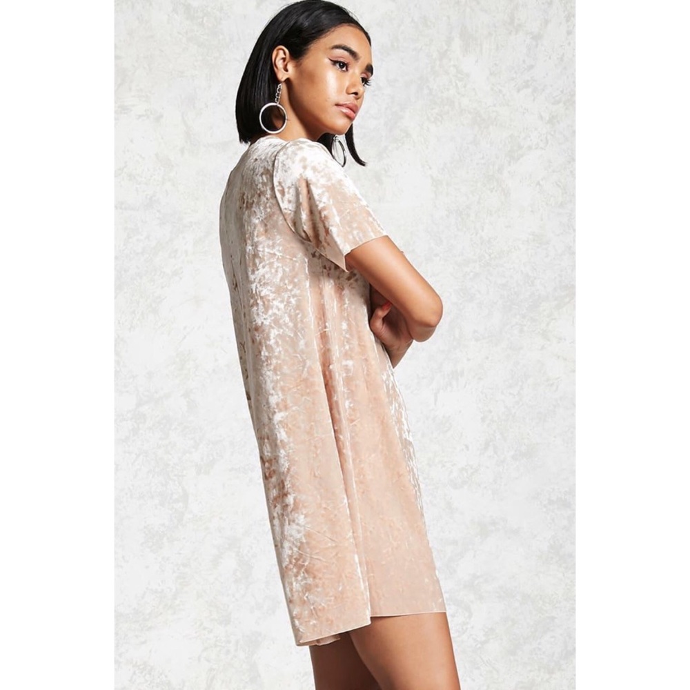 *NEW* FOREVER 21 VELVET DRESS